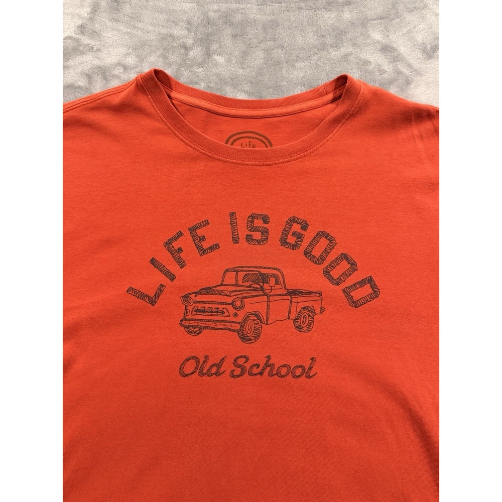 Life is Good Men's Large T Shirt Old School Vintage Pickup Truck Graphic Tee Red